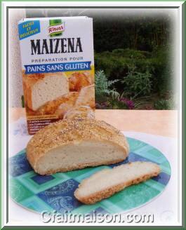 Pain avec la prparation pour pains sans gluten de Mazena eau four.